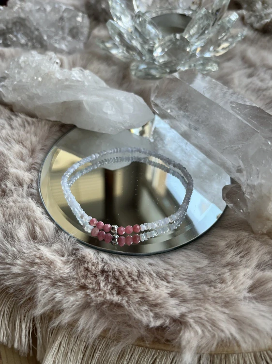 Chalcedon s Rodonitem