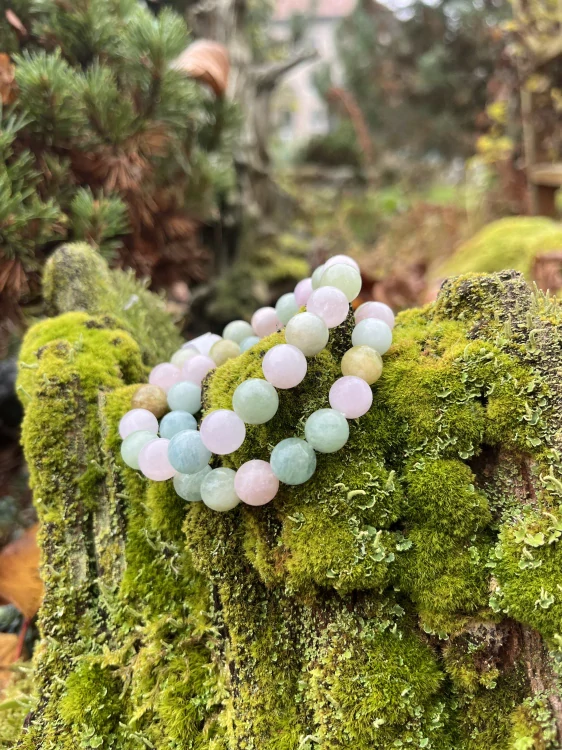 Morganit s Akvamarínem